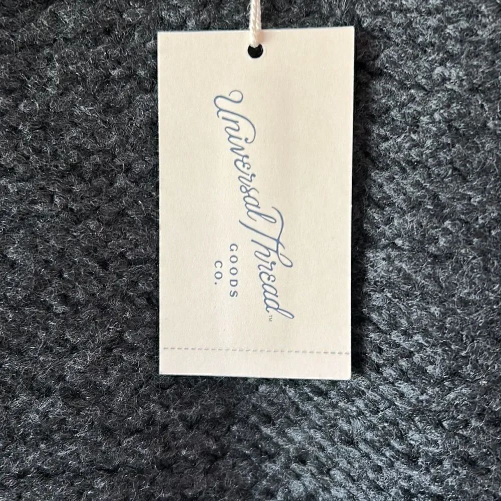NEW Universal Thread Dark Grey V Neck Sweater - Picture 3 of 4